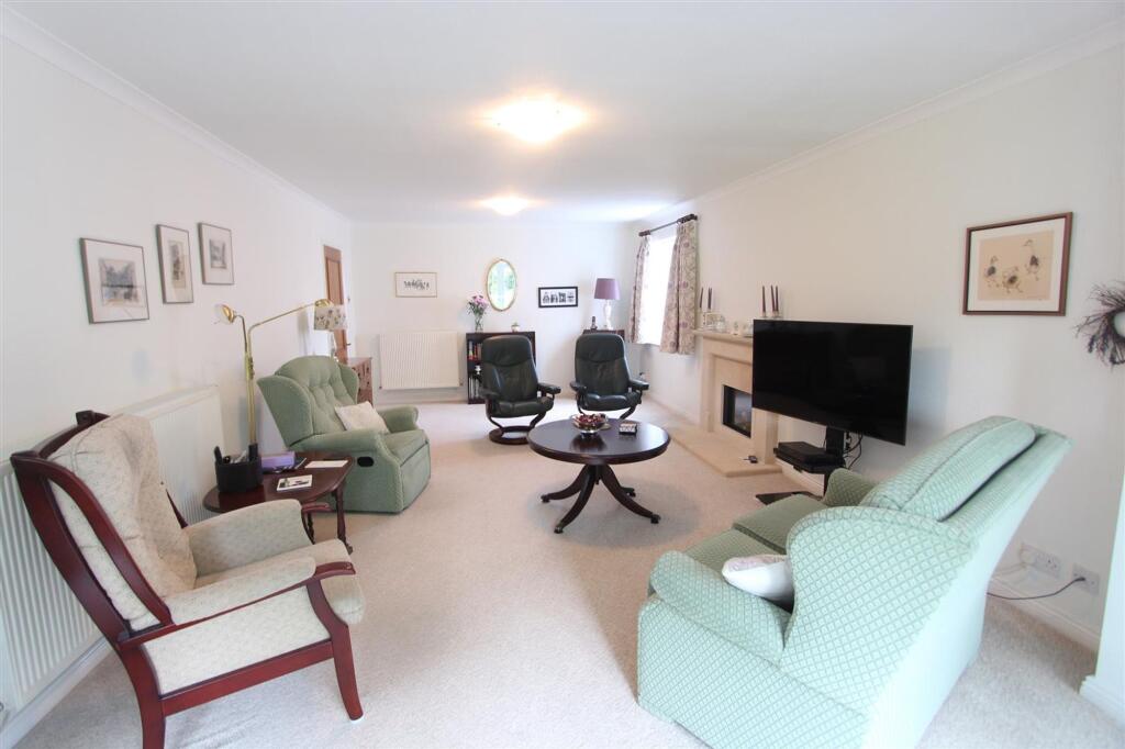 Additional image 9 of Burberry Grove, Balsall Common, CV7