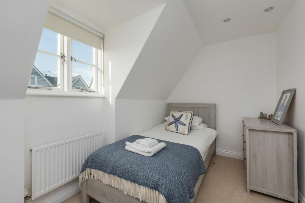 Additional image 9 of Island Wall, Whitstable, CT5