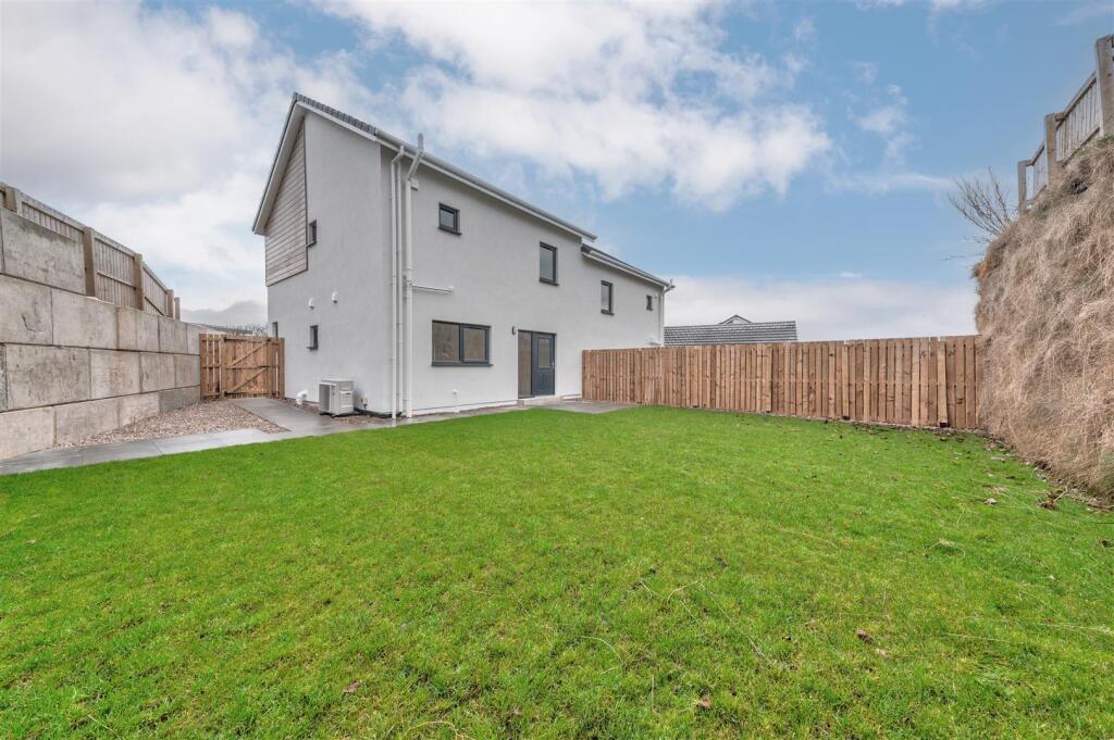 Additional image 9 of Tulloch Crescent, Dundee