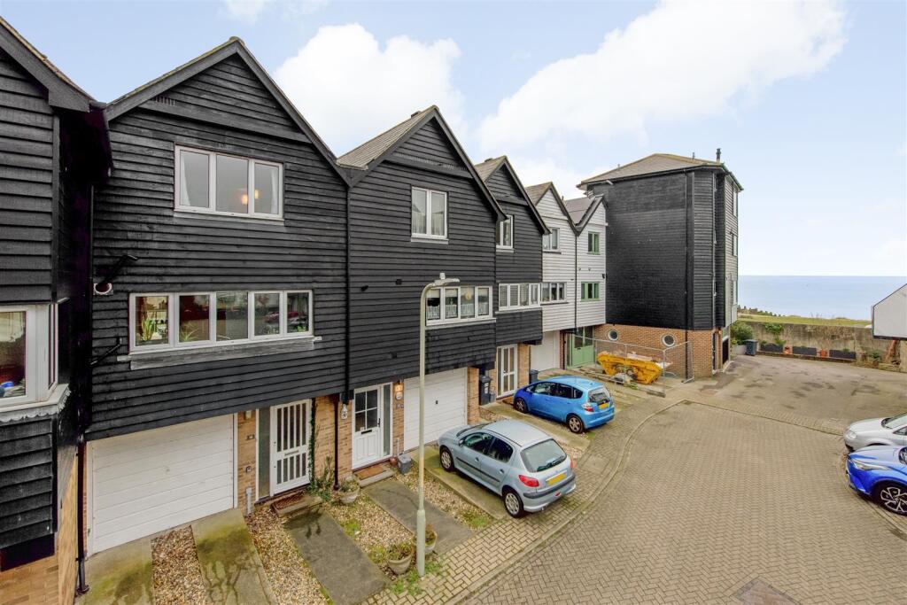 Additional image 2 of Island Wall, Whitstable