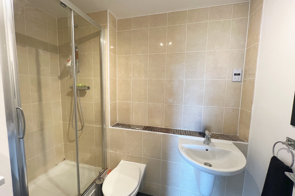 Additional image 4 of Canal Road, Gravesend, DA12 2AT