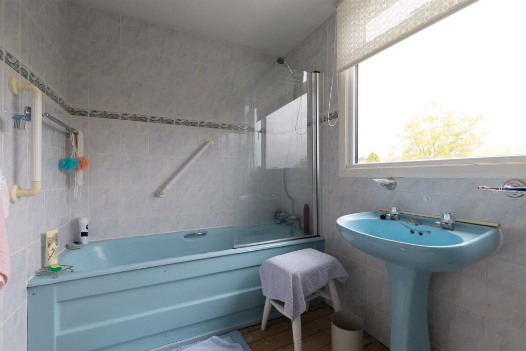 Additional image 19 of Robinia, Copthorne Drive, Audlem