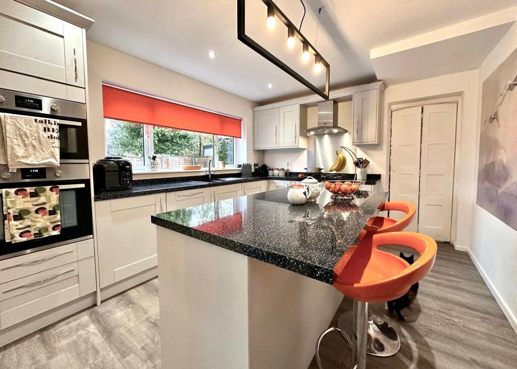 Additional image 7 of Leveson Crescent, Balsall Common, Coventry, West Midlands, CV7