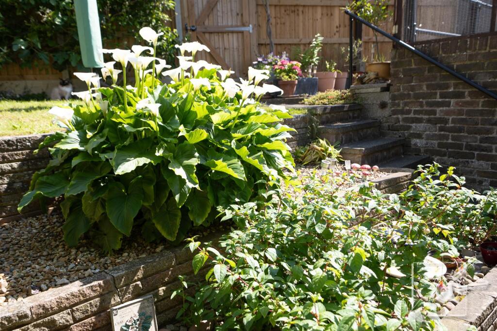 Additional image 37 of Leith Park Road, Gravesend