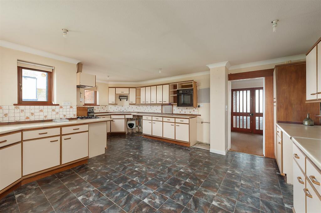 Additional image 10 of Neptune Gap, Island Wall, Whitstable