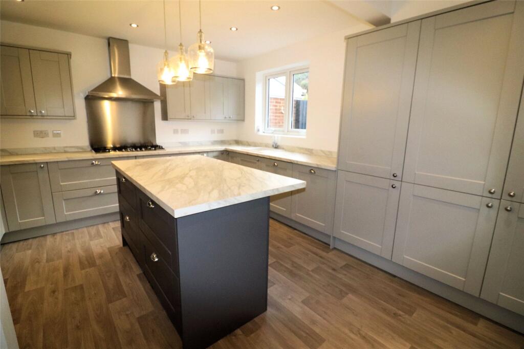 Additional image 24 of Parkside Avenue, Barnehurst, Kent, DA7