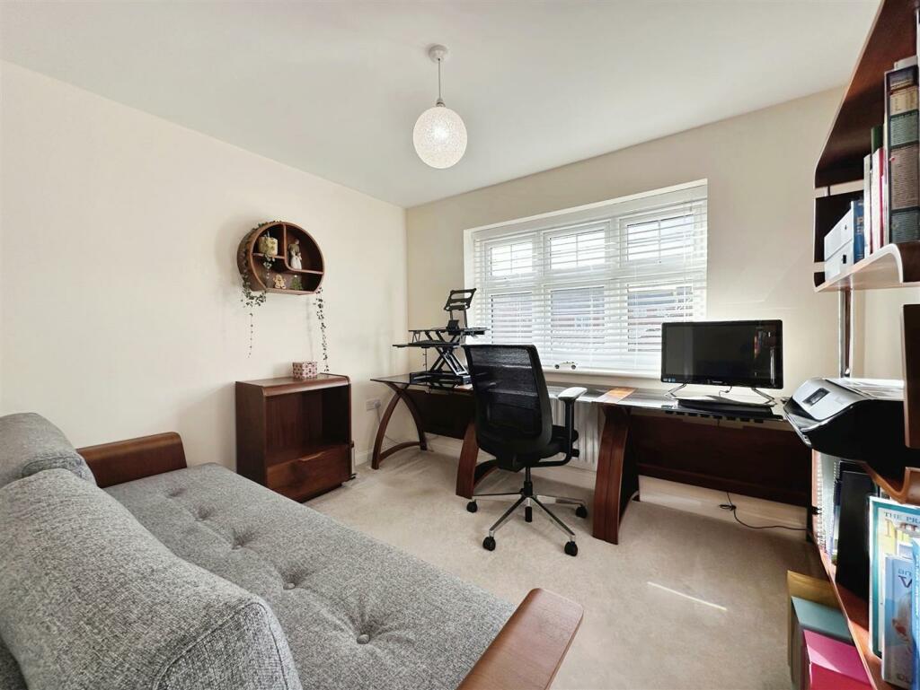 Additional image 16 of Poplar Way, Whitnash, Leamington Spa