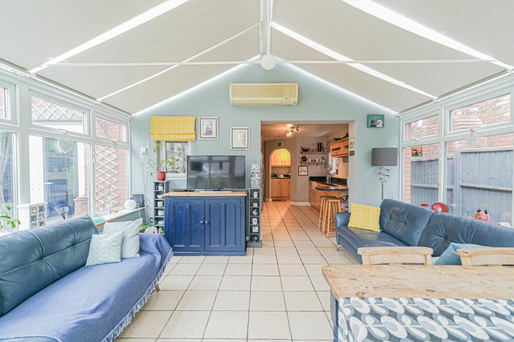 Additional image 20 of Hawthorn Drive, Balsall Common, CV7