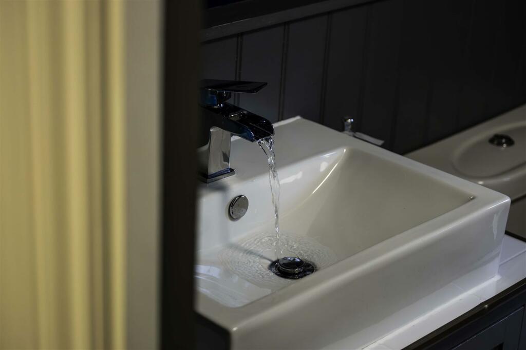 Additional image 24 of Glengate, Kirriemuir