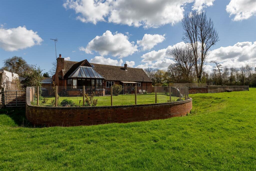 Additional image 17 of Banbury Road, Ladbroke, Southam