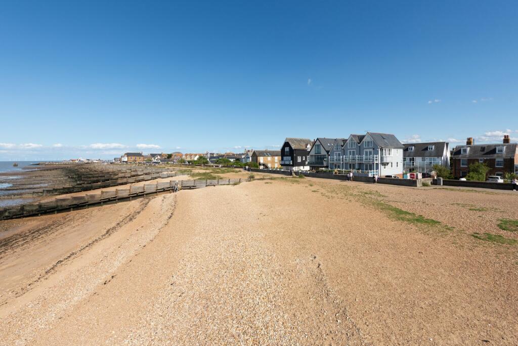 Additional image 12 of Island Wall, Whitstable, CT5