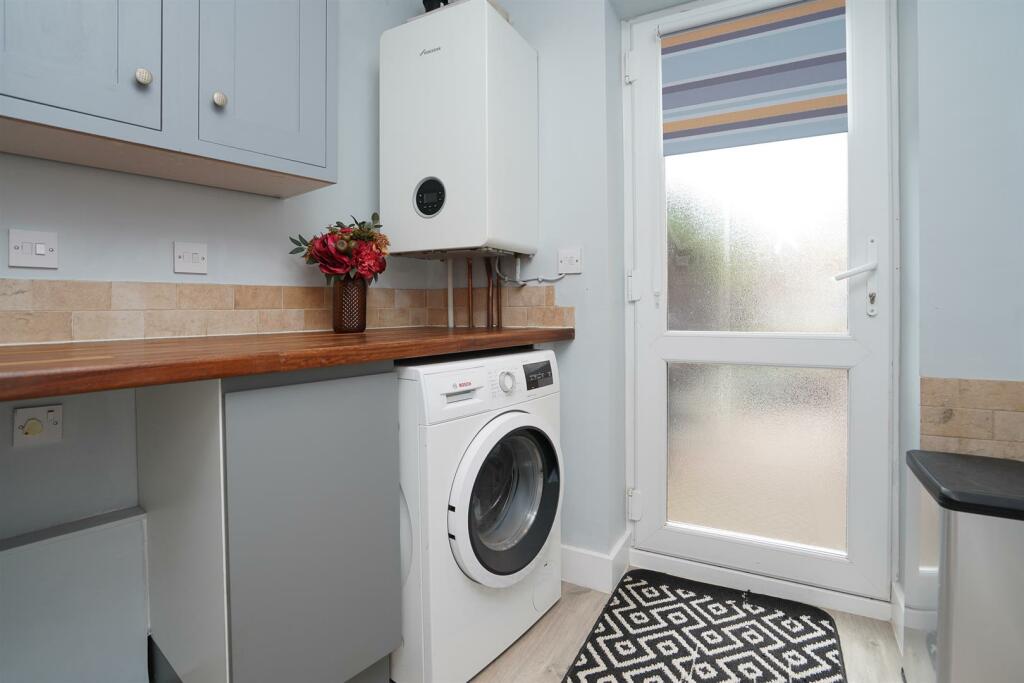 Additional image 19 of Erica Drive, Whitnash, Leamington Spa