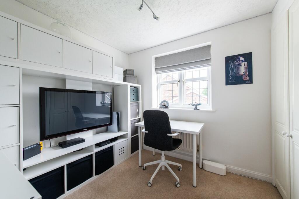 Additional image 21 of Rowmarsh Close, Northfleet, Gravesend, Kent, DA11