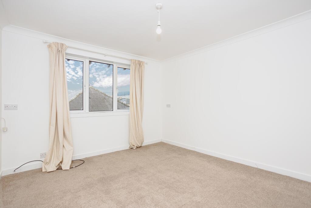 Additional image 28 of Ravetta, Moffat, DG10