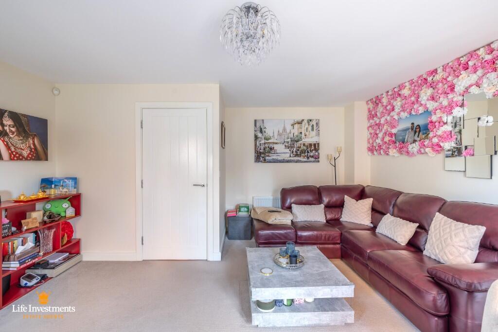 Additional image 24 of Elder Avenue, Rugby, Warwickshire, CV21