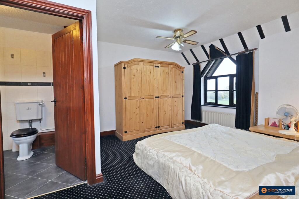 Additional image 12 of Weston Hall Stables, Mill Lane, Bulkington, CV12 9RU