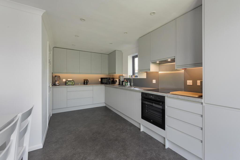 Additional image 6 of Cornwallis Avenue, Herne Bay, Kent