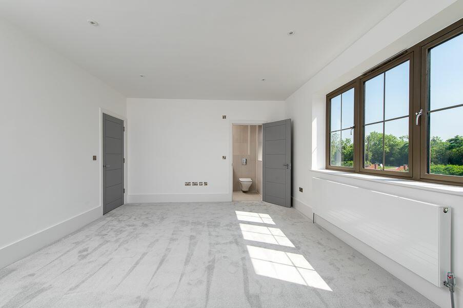 Additional image 10 of Trinity Garden, 1 Fosse Way, Moreton Morrell, Warwick, Warwickshire, CV35 9DF