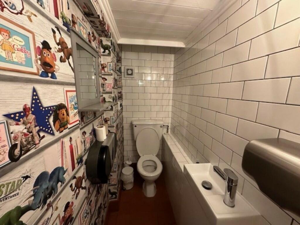 Additional image 5 of Leasehold Cafe & Bistro, Queens Road, Nuneaton, Warwickshire, CV11 5JX