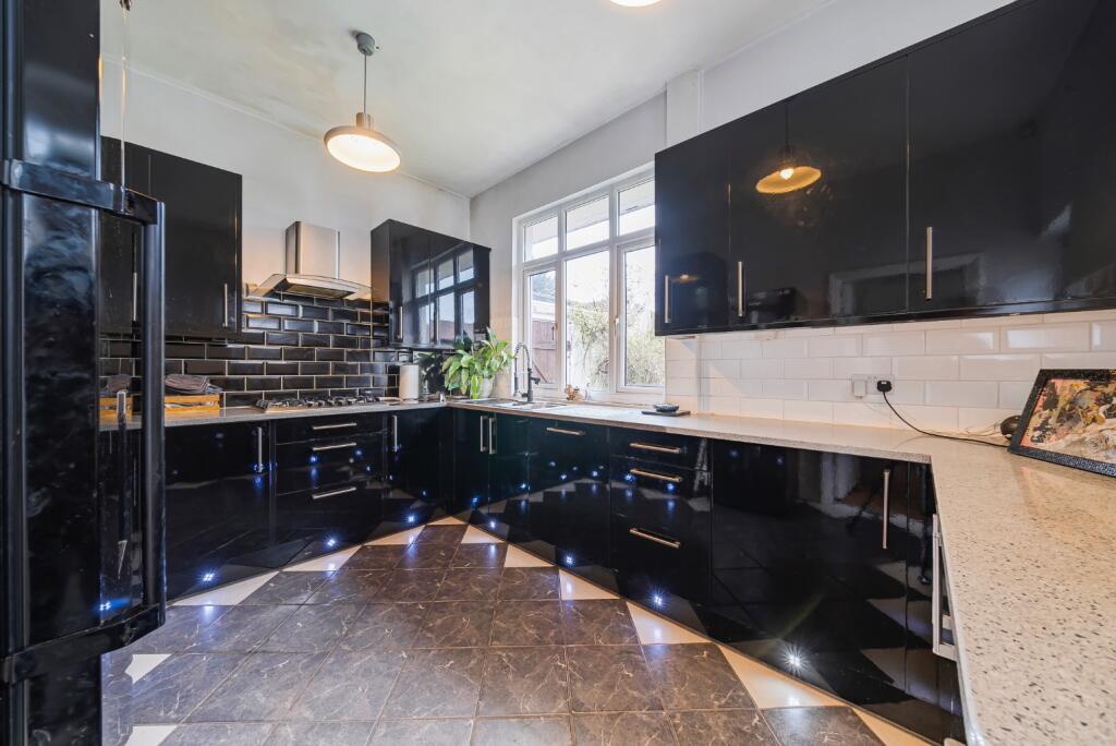 Additional image 2 of Braundton Avenue, Sidcup, Kent, DA15