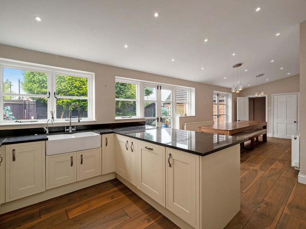 Additional image 10 of Station Road Kenilworth, Warwickshire, CV8 1JD