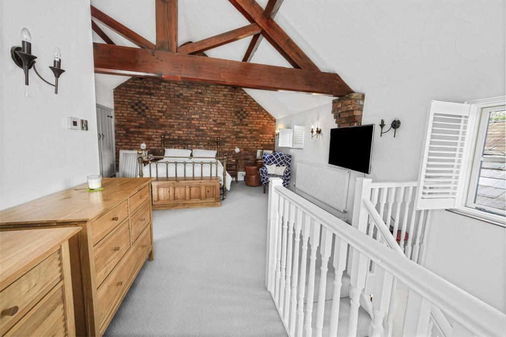 Additional image 18 of Holmes Chapel Road, Lach Dennis