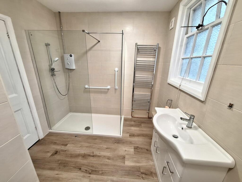 Additional image 15 of Manor Grange, Manor Park Road, Nuneaton, CV11 5HR
