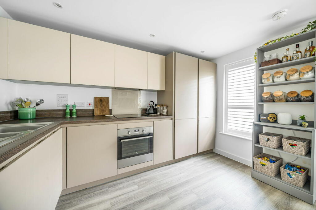 Additional image 7 of Somerset Court, Northfleet, Gravesend, Kent, DA11