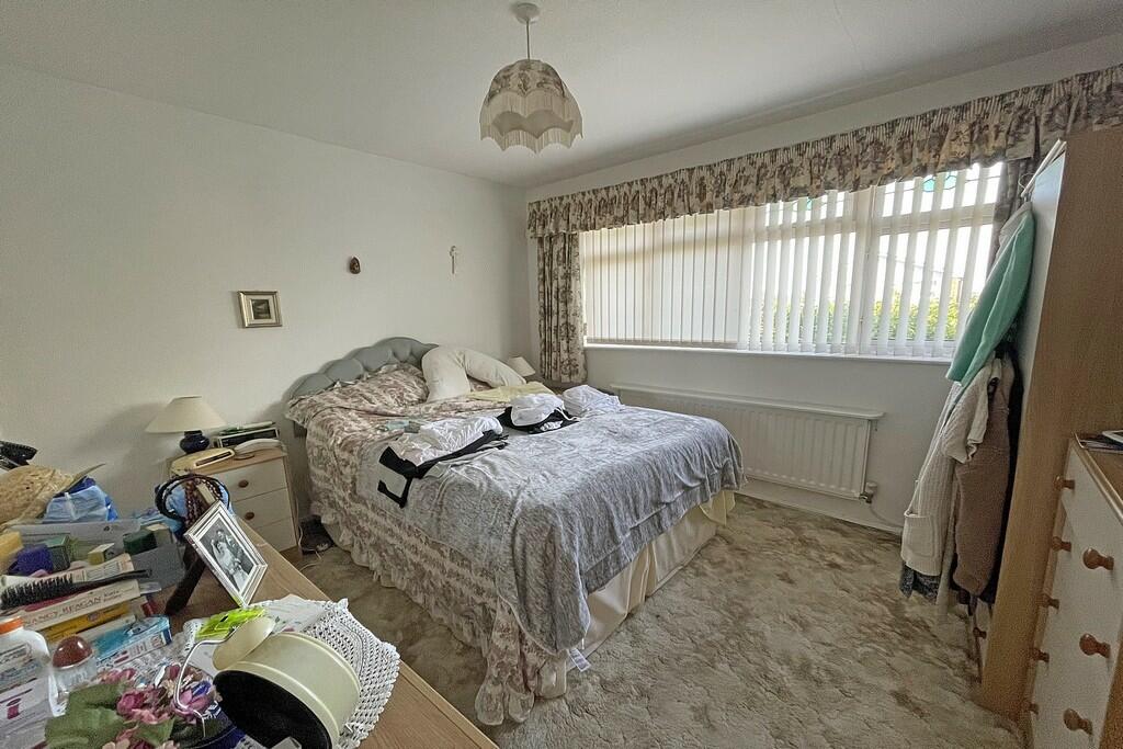 Additional image 8 of Holmes Road, Whitnash, Leamington Spa