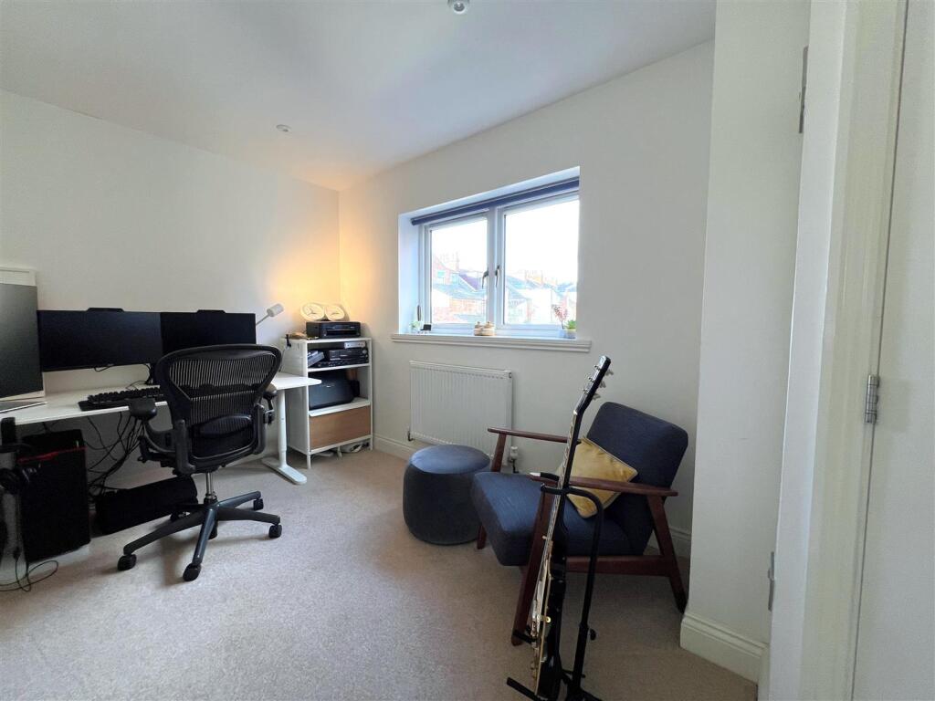 Additional image 22 of Alveston Place, Leamington Spa