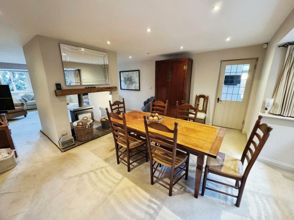 Additional image 24 of High Street, Barford, Warwick