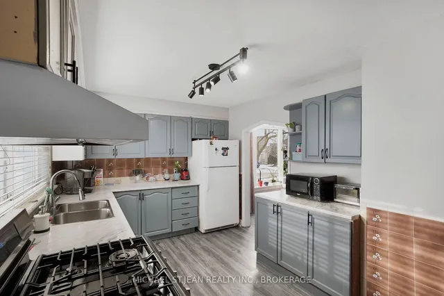 Additional image 14 of 64 First Rd