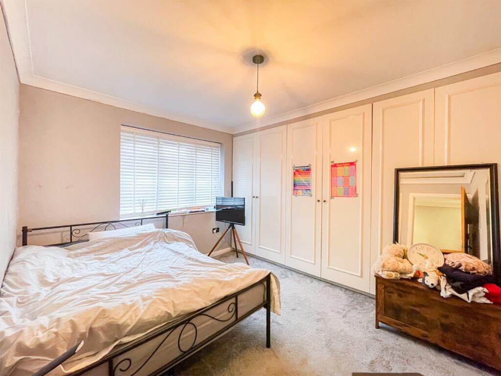 Additional image 12 of Valley Drive, Gravesend, Kent, DA12