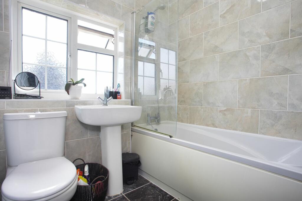 Additional image 8 of Shorncliffe Crescent, Folkestone, CT20