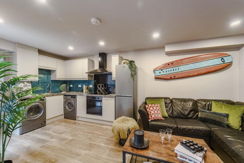 Additional image 42 of Earlsdon Avenue North, West Midlands, Coventry