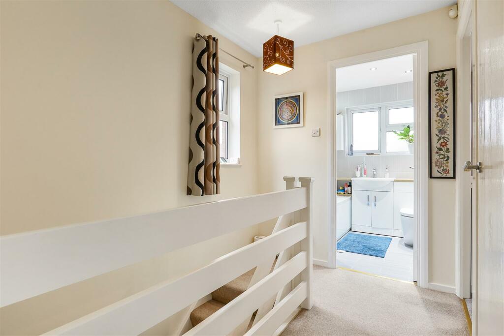 Additional image 11 of Turton Way, Kenilworth