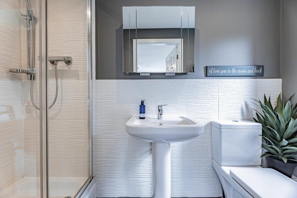 Additional image 19 of Immaculate and spacious family home by Delamere Forest.