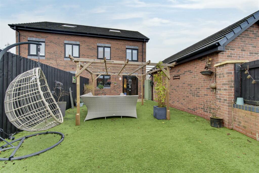 Additional image 26 of Forge Wood Close, Congleton, Cheshire