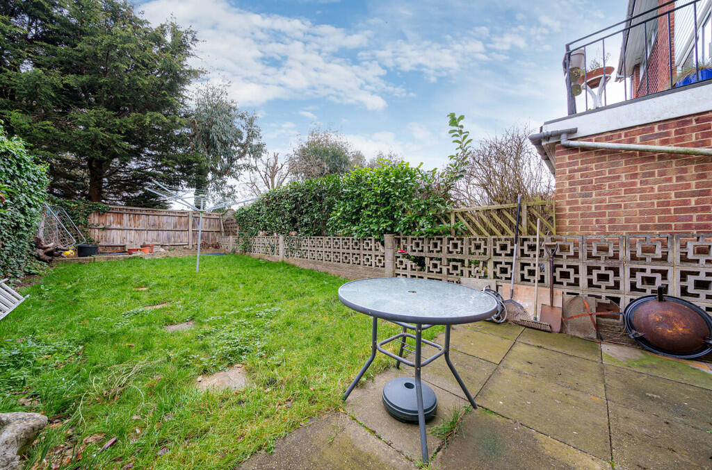 Additional image 8 of Maiden Erlegh Avenue, Bexley, DA5 3PD