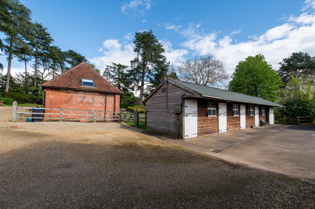 Additional image 32 of Rowington, Warwick, Warwickshire, CV35