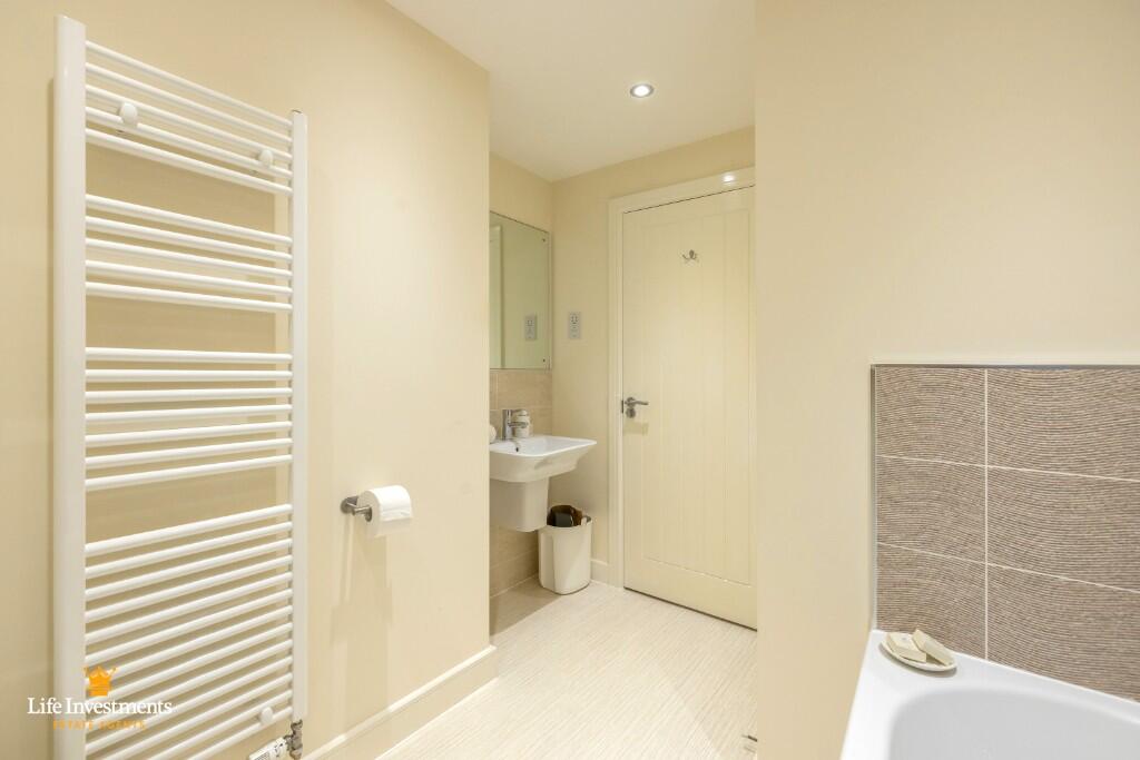 Additional image 47 of Elder Avenue, Rugby, Warwickshire, CV21