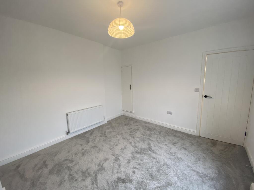 Additional image 19 of High Street, Newhall, DE11
