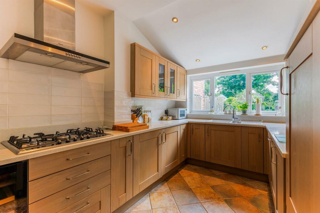 Additional image 8 of Loxley Road, Stratford-Upon-Avon