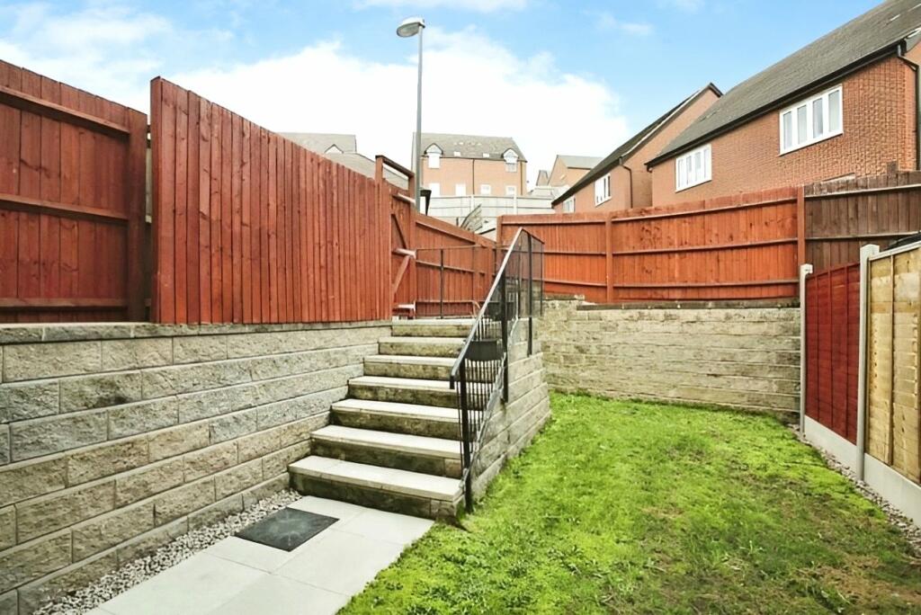 Additional image 6 of Blue Brick Lane, Nuneaton, Warwickshire, CV10