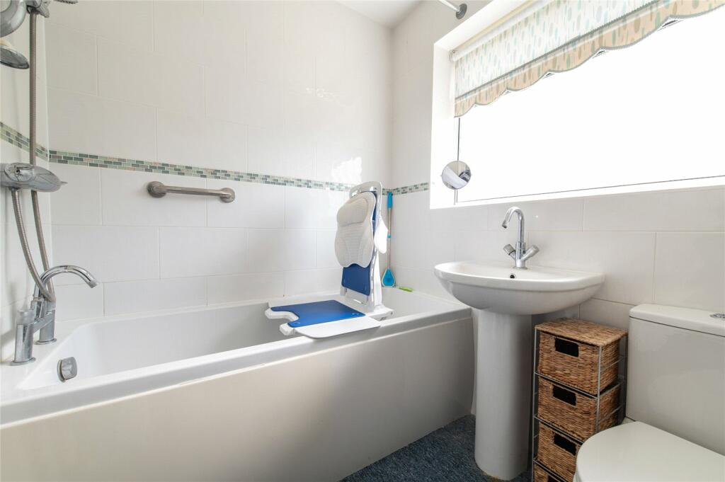 Additional image 9 of Walnut Tree Way, Meopham, Kent, DA13