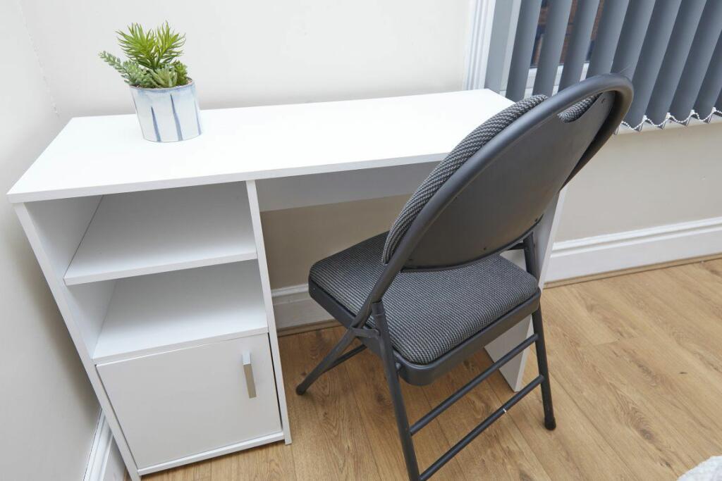 Additional image 35 of Stepping Lane