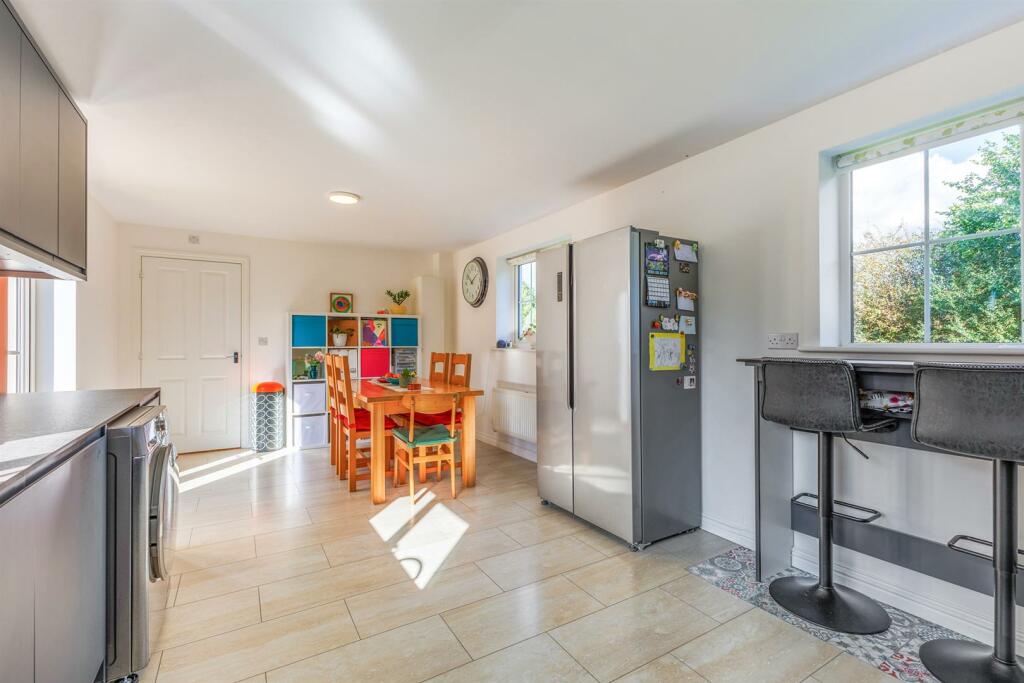 Additional image 12 of Lower Farm Way, Nuneaton