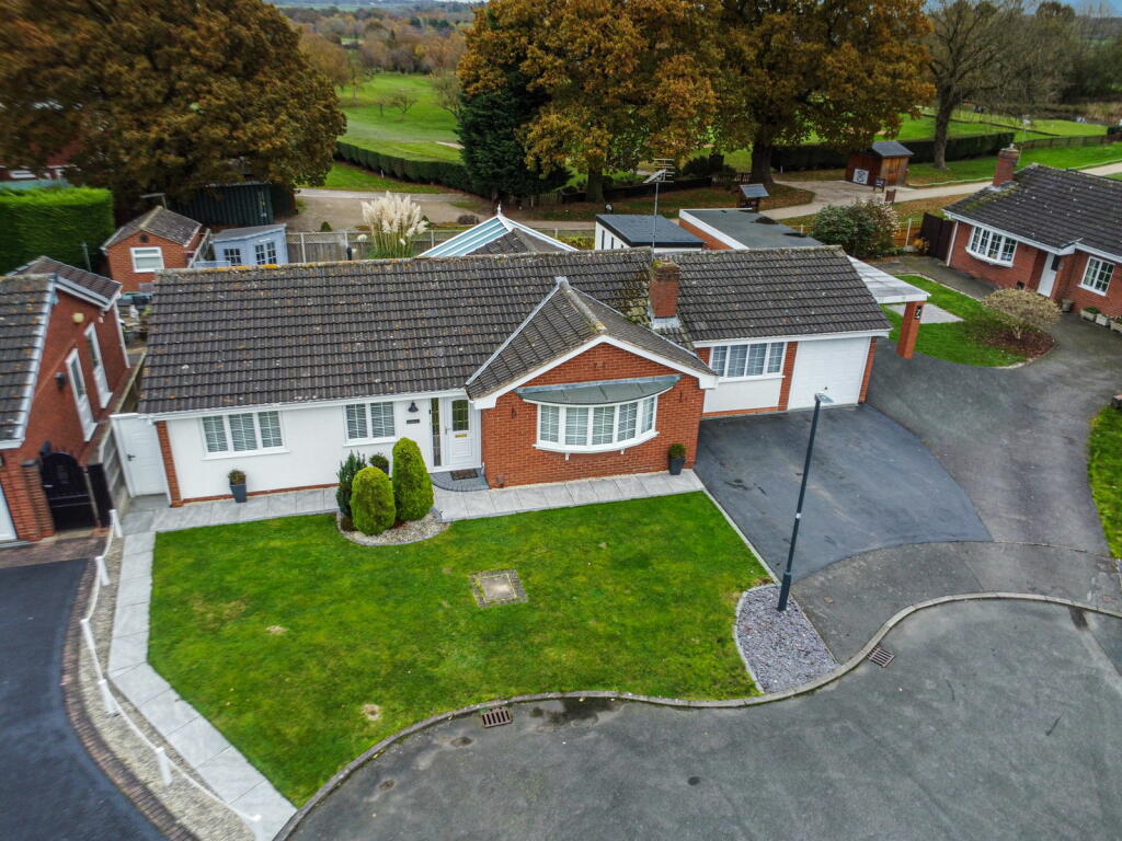 Additional image 5 of Luxury Bungalow, Muirfield Close, Whitestone, CV11 6UA
