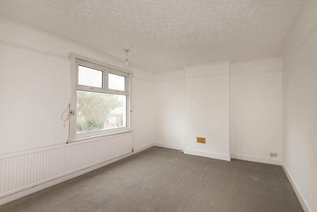 Additional image 5 of Park Crescent, Erith, DA8