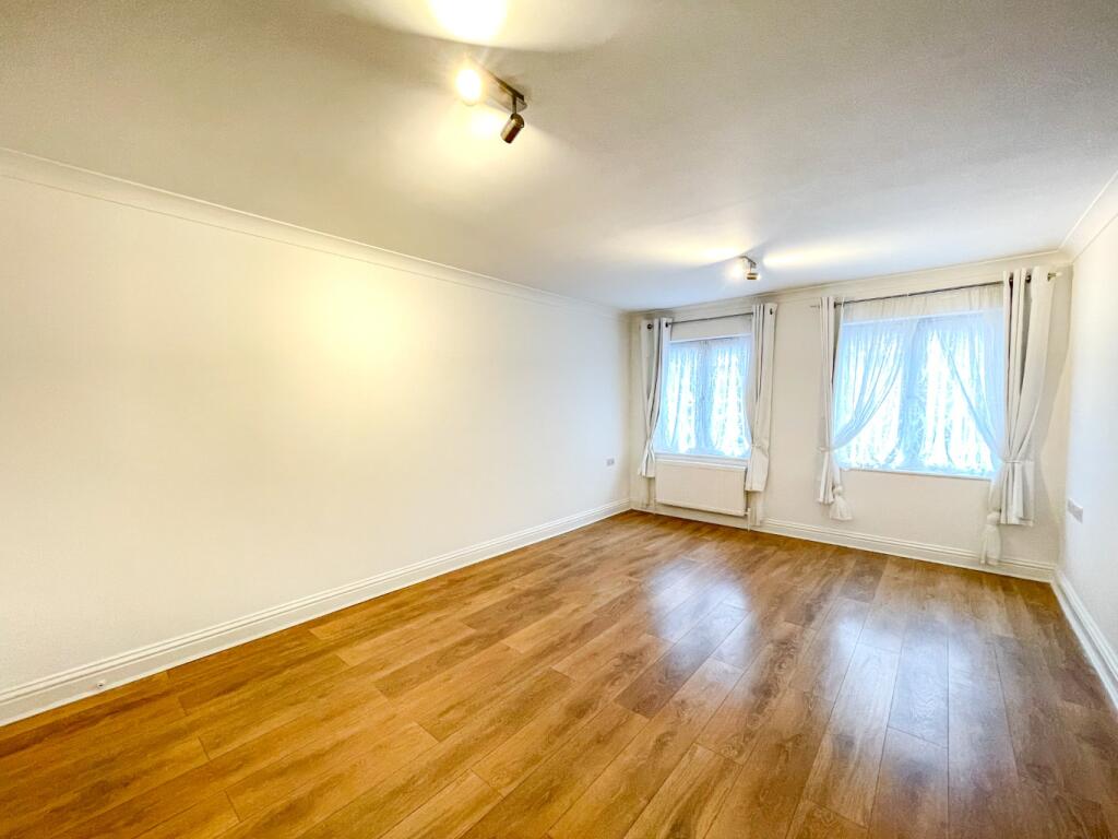 Additional image 3 of Fairways Court, The Grove, Gravesend, Kent, DA12